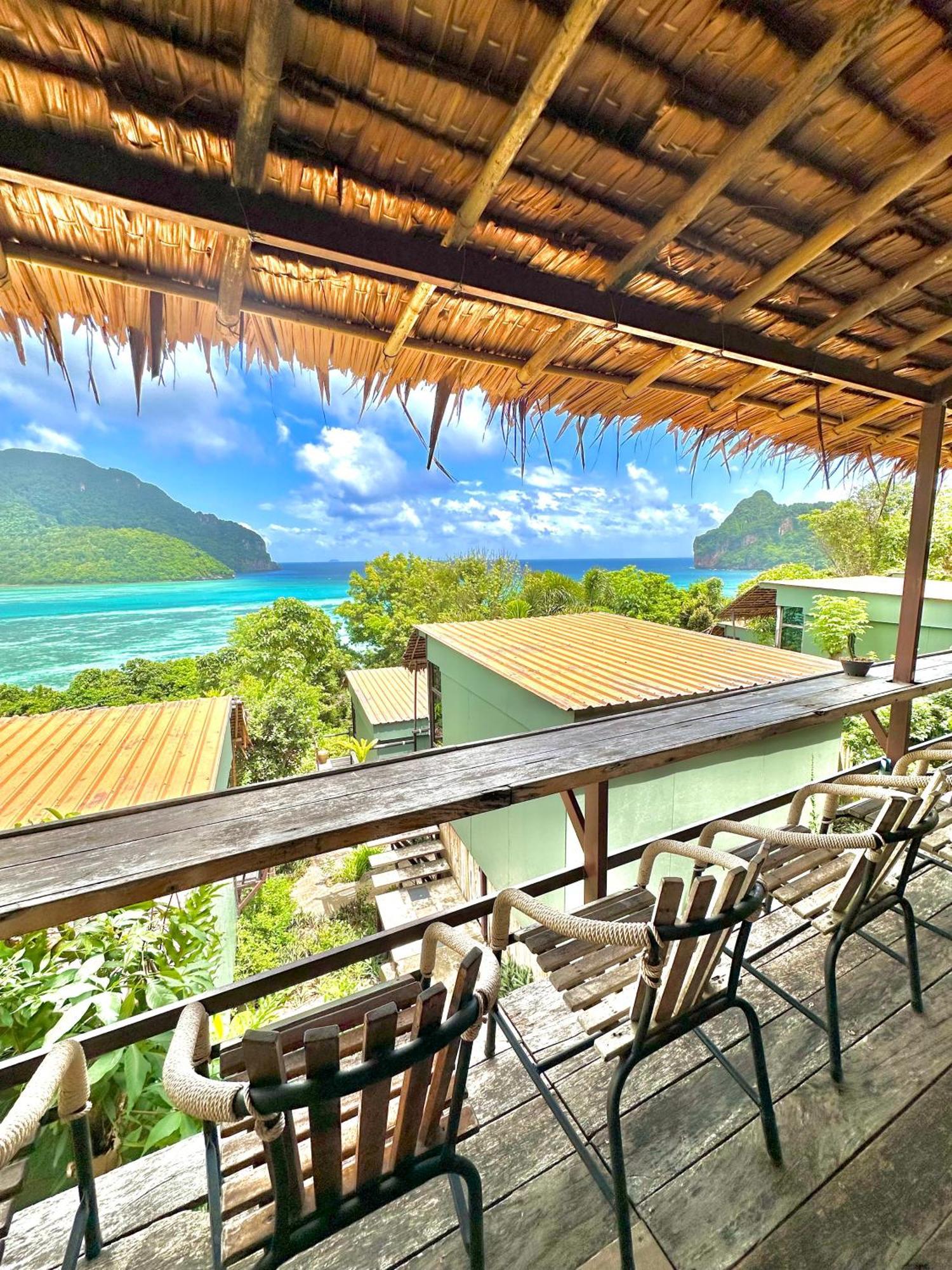 Phi Phi Sea Sky Resort Exterior photo