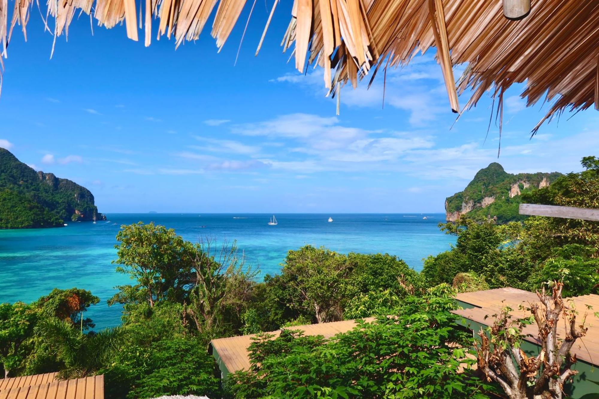Phi Phi Sea Sky Resort Exterior photo