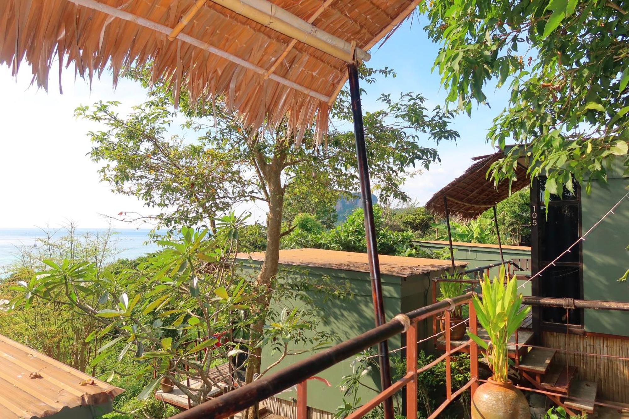 Phi Phi Sea Sky Resort Exterior photo