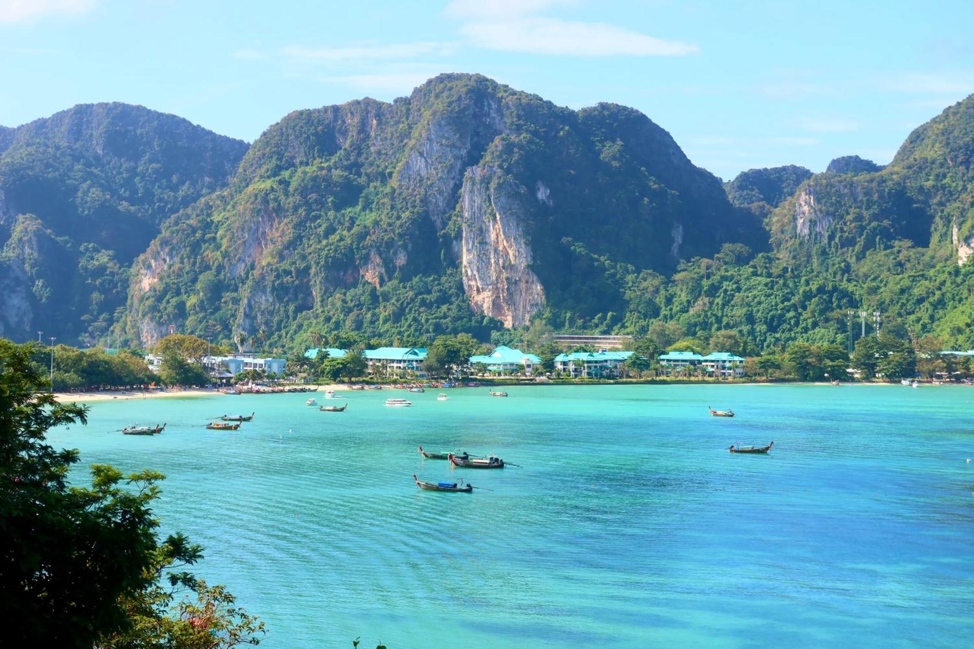 Phi Phi Sea Sky Resort Exterior photo